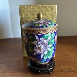 Vintage cloisonné water lilly motif cobalt blue small ginger jar & stand in box